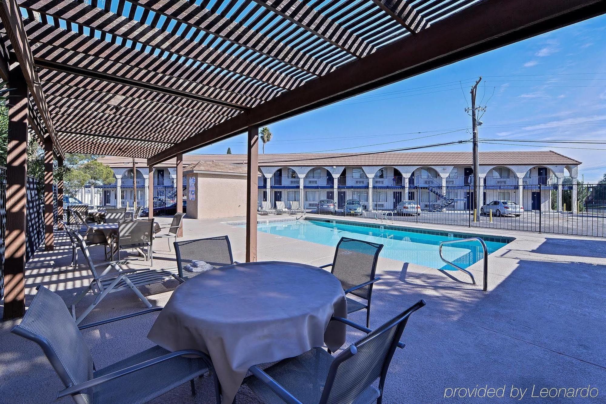 Americas Best Value Inn Downtown Las Vegas Esterno foto